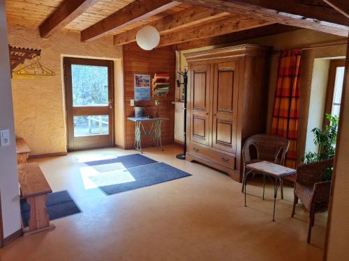 Gîte Vandières, 7 pièces, 10 personnes - FR-1-584-64 Vandières france