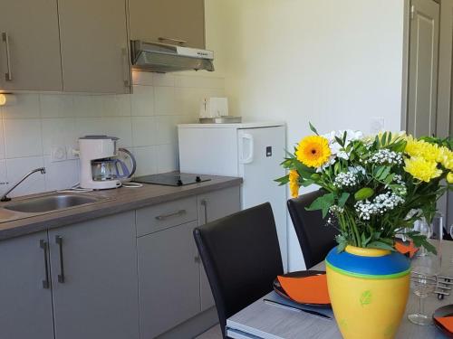 Maison de vacances Gîte Veauchette, 3 pièces, 4 personnes - FR-1-496-89 Chemin de Grangeneuve Veauchette
