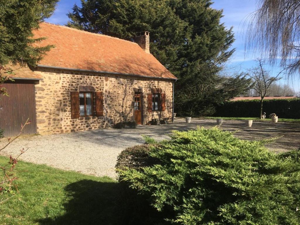 Maison de vacances Gîte Vernie, 3 pièces, 6 personnes - FR-1-410-170 La sonnerie, 72170 Vernie