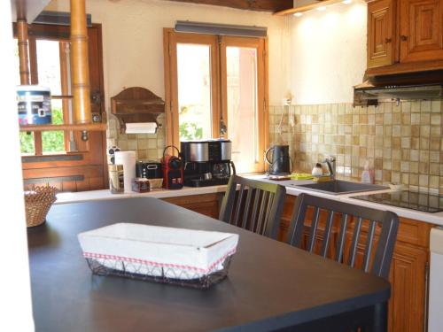 Maison de vacances Gîte Veuil, 4 pièces, 6 personnes - FR-1-591-287 4 Chemin de l'Église Veuil