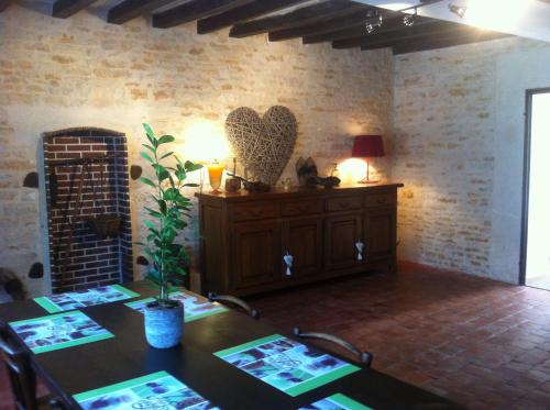 Maison de vacances Gite Vezelay 28 rue principale Chamoux
