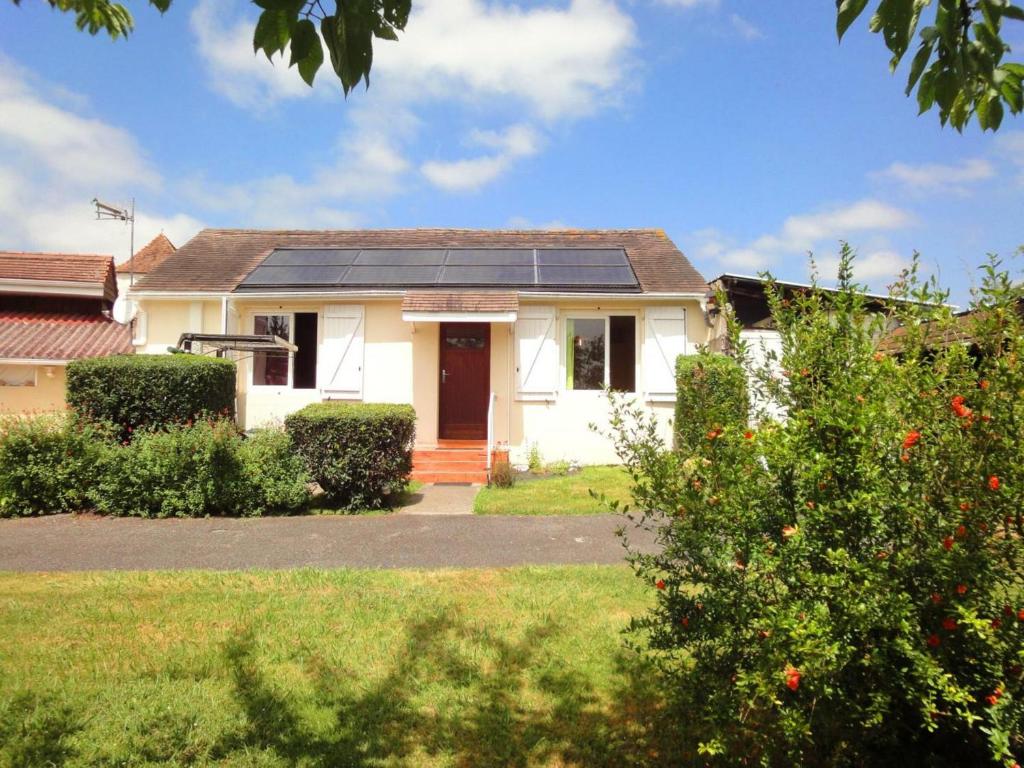 Maison de vacances Gîte Vielleségure, 2 pièces, 3 personnes - FR-1-384-96 CHEZ FRUTOS, 64150 Vielleségure