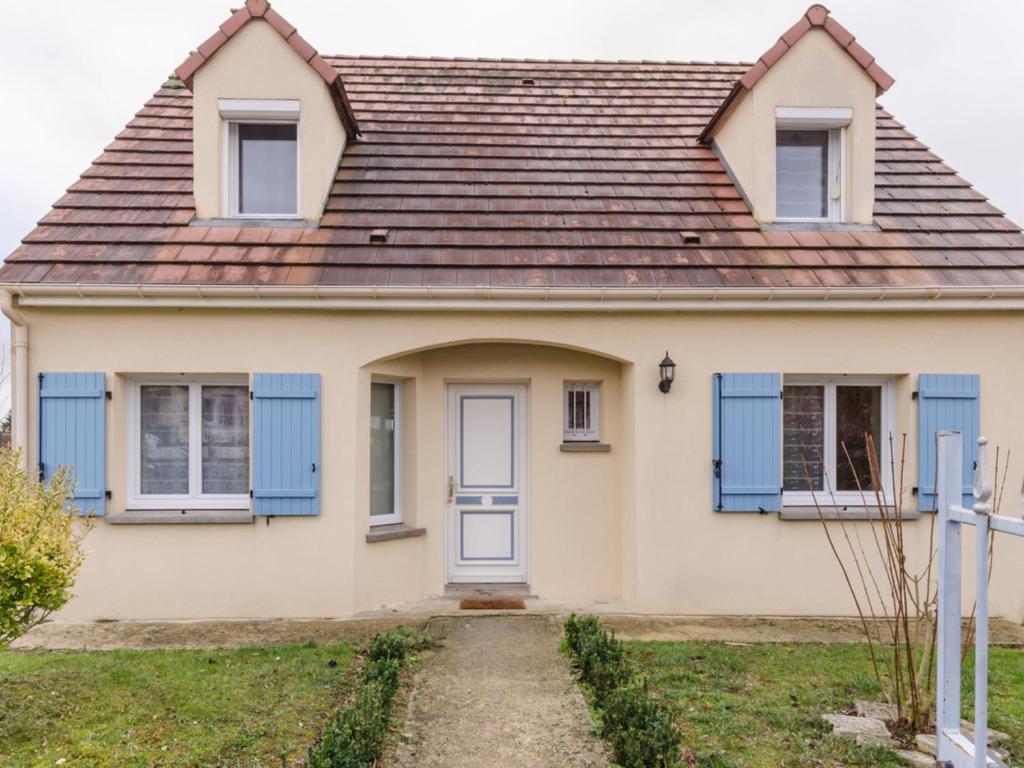 Maison de vacances Gîte Villenauxe-la-Grande, 5 pièces, 8 personnes - FR-1-543-97 9 Rue Marsalle Jardin VILLENAUXE LA GRANDE, 10370 Villenauxe