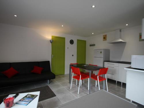 Maison de vacances Gîte Vincey, 2 pièces, 2 personnes - FR-1-589-262 7 Rue du 11 Novembre Vincey