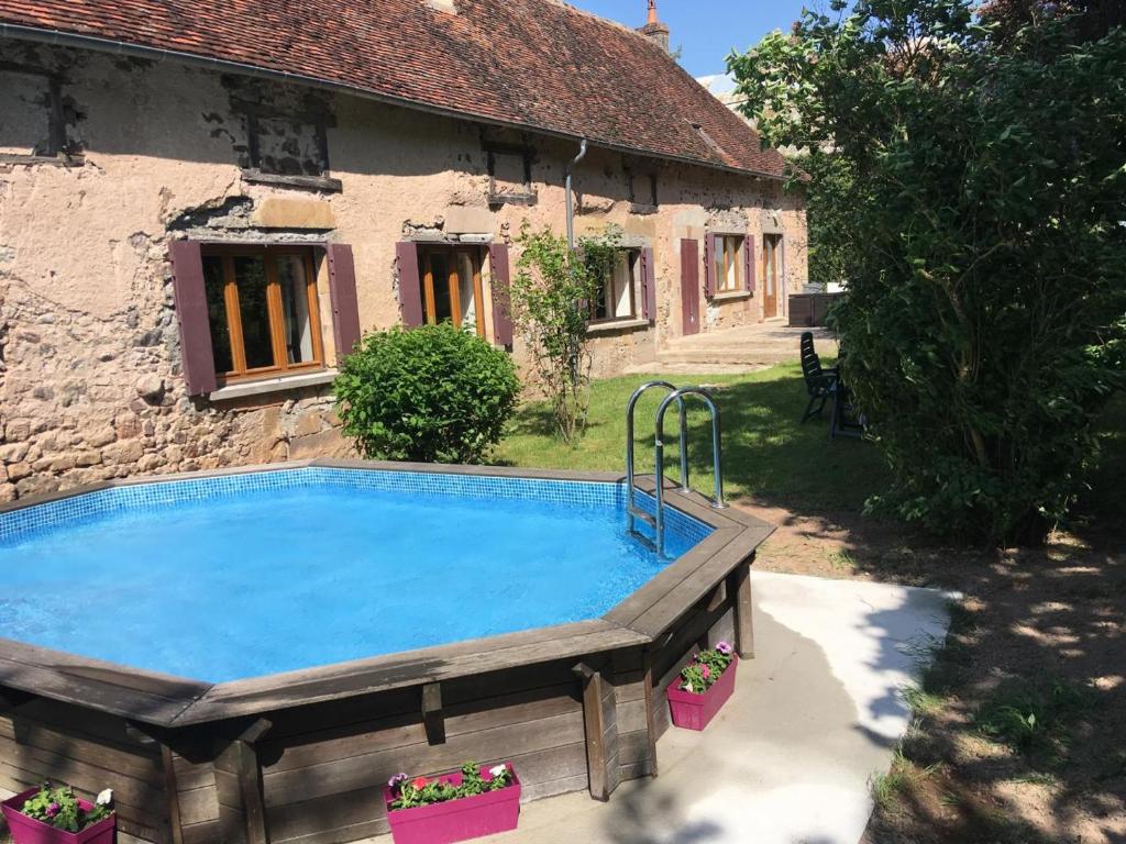 Maison de vacances Gîte Ygrande, 4 pièces, 6 personnes - FR-1-489-148 Pont Lung, 03160 Ygrande