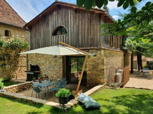 Maisons de vacances Gîtes de Charme \ Lieu-dit le Bourdial Cause-de-Clérans