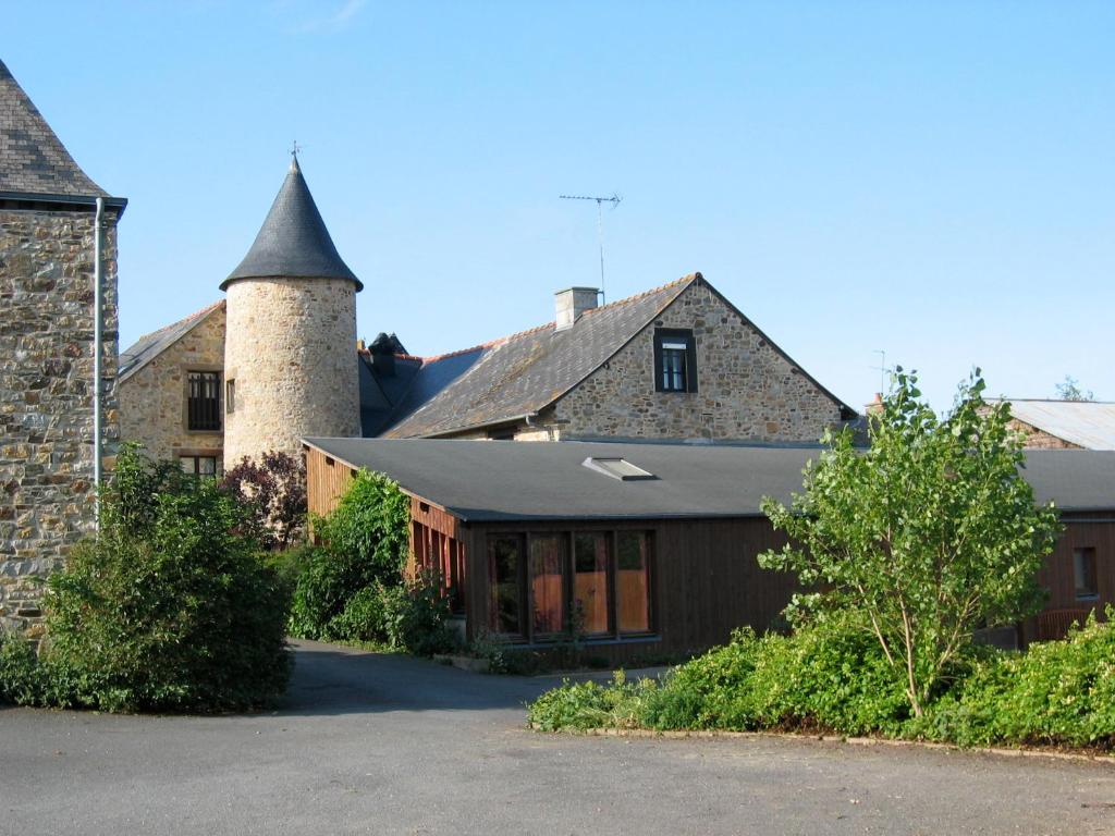 Maison de vacances Gîtes de la Ferme Auberge de Mésauboin Le Grand Mésauboin, 35133 Billé