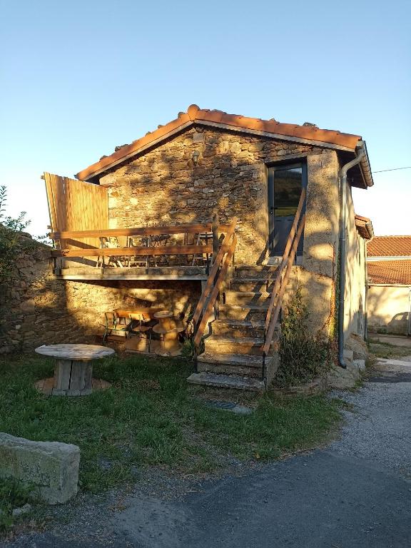 Maisons de vacances Gîtes de la glacière Impasse de la Glacière, 42400 Saint-Chamond