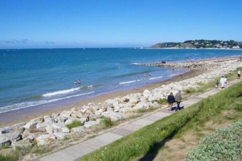 Appartement Gîtes des Isles - Le Jersey 1 er étage 61 Avenue de la Mer Barneville-Carteret