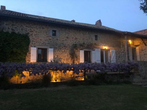 Gites in Rebeyrat Lamothe france