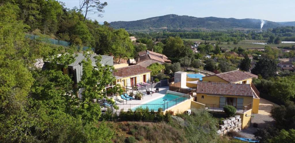 Maisons de vacances Gîtes Le Bouzet 315, Chemin de la Gleizasse, 07150 Salavas