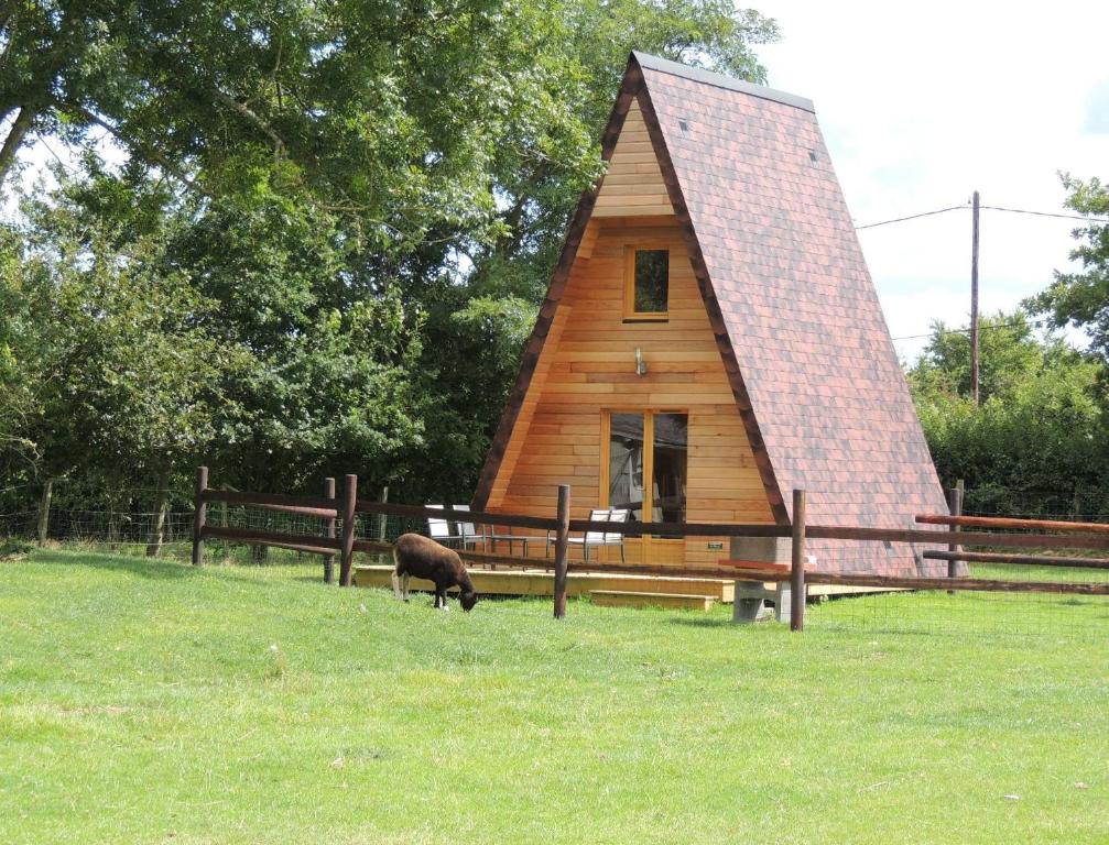 Maisons de vacances Gites Les Pieris Le Hameau Poix, 14450 Grandcamp-Maisy