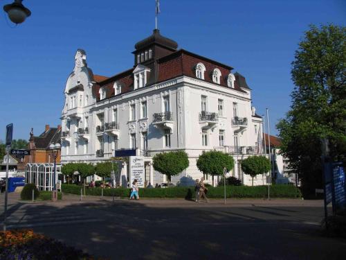 Hôtel Göbel`s Hotel Quellenhof Brunnenallee 54 Bad Wildungen