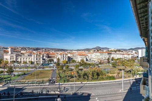 Appartement Gorgeous 1 Bdr with gardens view in the Old Town 6 Rue Centrale Nice