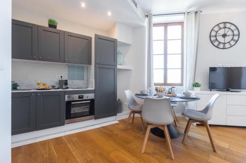 Gorgeous 1 Bdr with gardens view in the Old Town Nice france