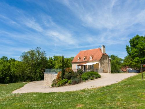 Maison de vacances Gorgeous Holiday Home in Th mines with Private Swimming Pool  Issendolus