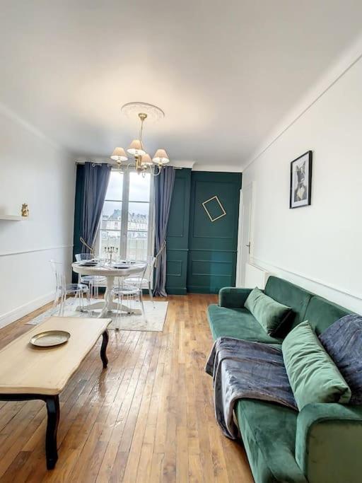 Appartement Grand appart Chic centre ville 4 pers wifi 7 Rue des Arquebusiers, 95300 Pontoise