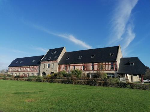 Grand duplex lumineux près Port en Bessin, Bayeux, Omaha Beach, plages du débarquement Commes france