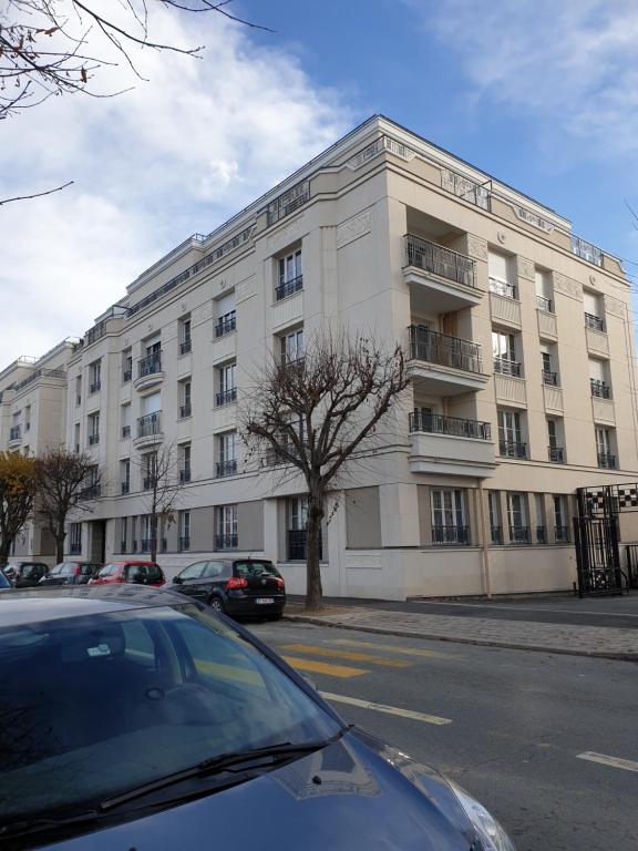 Appartement Grand F3 CONFORTABLE 5 mn de Paris et proche Disneyland 56 Avenue de la République, 94700 Maisons-Alfort