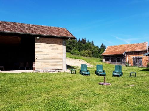 Grand Gite Maison d Alice Auvergne - 15 personnes Saint-Bonnet-des-Quarts france