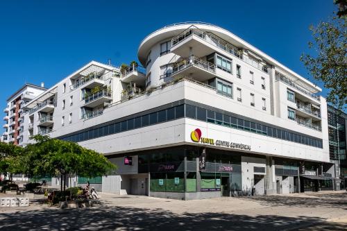 GRAND STANDING - Hypercentre-Terrasse - Internet - Lorient france