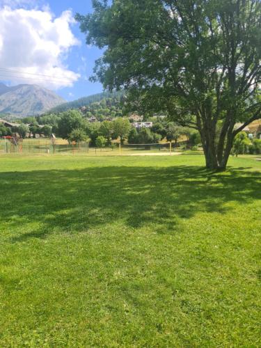 grand studio 5 couchages au pieds des pistes La Foux france