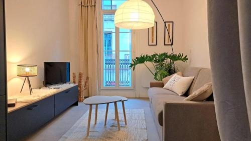 Appartement Grand Studio Luxe 7 Rue Général de Gaulle Sète