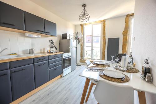 Appartement Grand Studio tout confort au cœur du centre ville 41 rue du pont des loges Metz