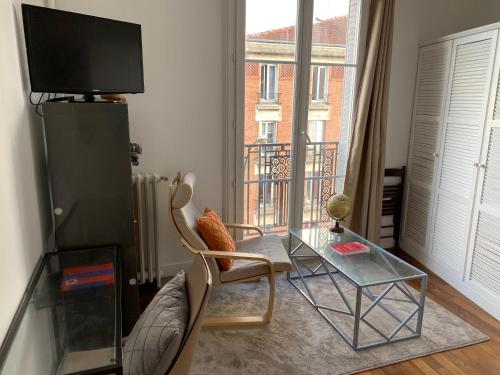 Grande chambre privative à 20 minutes de Paris Colombes france