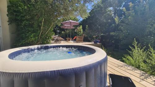 Villa Grande maison avec SPA proche de CAEN et de la mer 8 Allée des Chênes Brouay