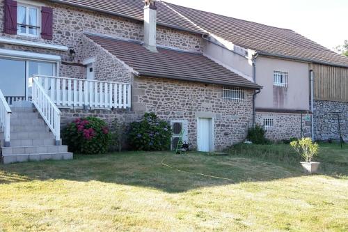 Grande Maison de charme Sainte-Magnance france