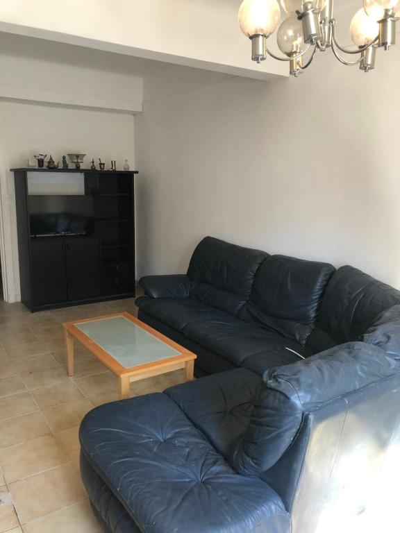 Maison de vacances Grande maison de ville avec jardin T7 perpignan 36 Avenue Marcelin Albert, 66000 Perpignan