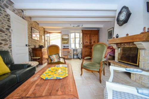 Maison de vacances Grande maison familiale 13-15 pers proche dinard et plages grande 3 RUE JACQUES RENOUVIN La Richardais