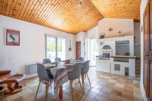 Maison de vacances Grande maison pour 6 personnes sur l'ile de Noirmoutier des Mouettes, 17 Barbâtre