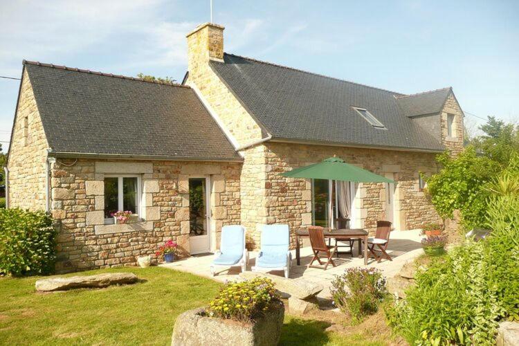 Maison de vacances Granite stone house with fireplace, Plouguerneau , 29880 Plouguerneau