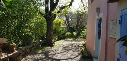 Maison de vacances GRASSE charming house in absolute calm 169 chemin de Canteperdrix Grasse