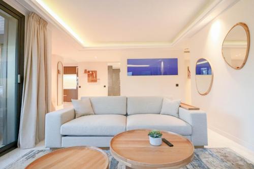 GRAY Renovated luxurious apartment located in Cannes Cannes france