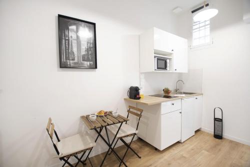 Appartement Great studio near the Eiffel Tower 2 Rue Marmontel Paris