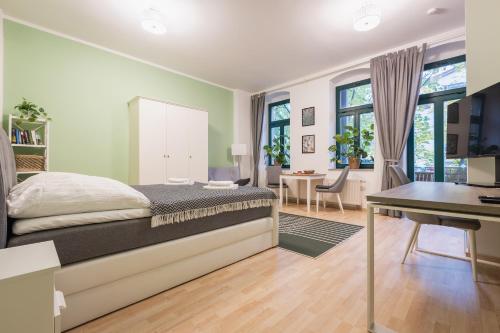 Appartement GREENs - ruhige schöne 1RWhg gut gelegen mit Balkon 7 Bünaustraße Dresde