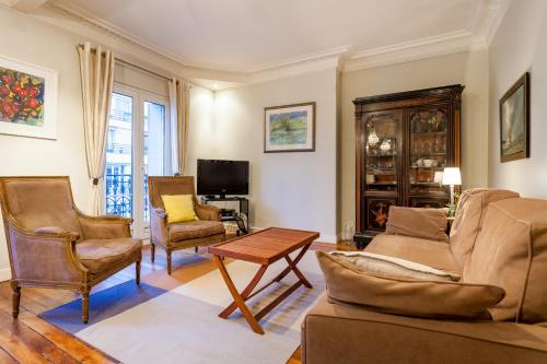 Appartement Greeter-Appartement Haussmannien avec balcon 31 Rue du Moulin Vert Paris