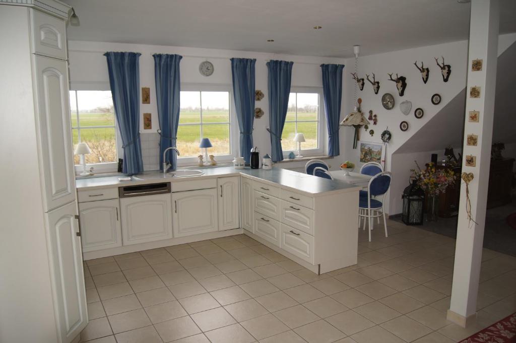 Appartement große Ferienwohnung 34 Am Schloßpark, 25524 Heiligenstedten