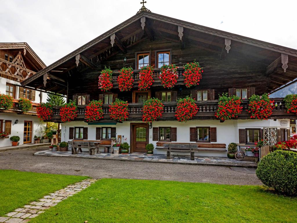 Appartements Großhuberhof Drei-Brunnen-Weg 5, 83088 Kiefersfelden