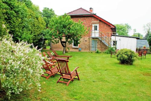 gro_zuegige Ferienwohnung mit Kamin Puddemin allemagne