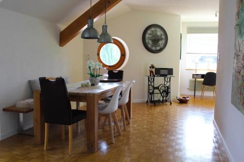 Großzügige helle Ferienwohnung bis 4 Personen in Chalampe, Elsass Chalampé france