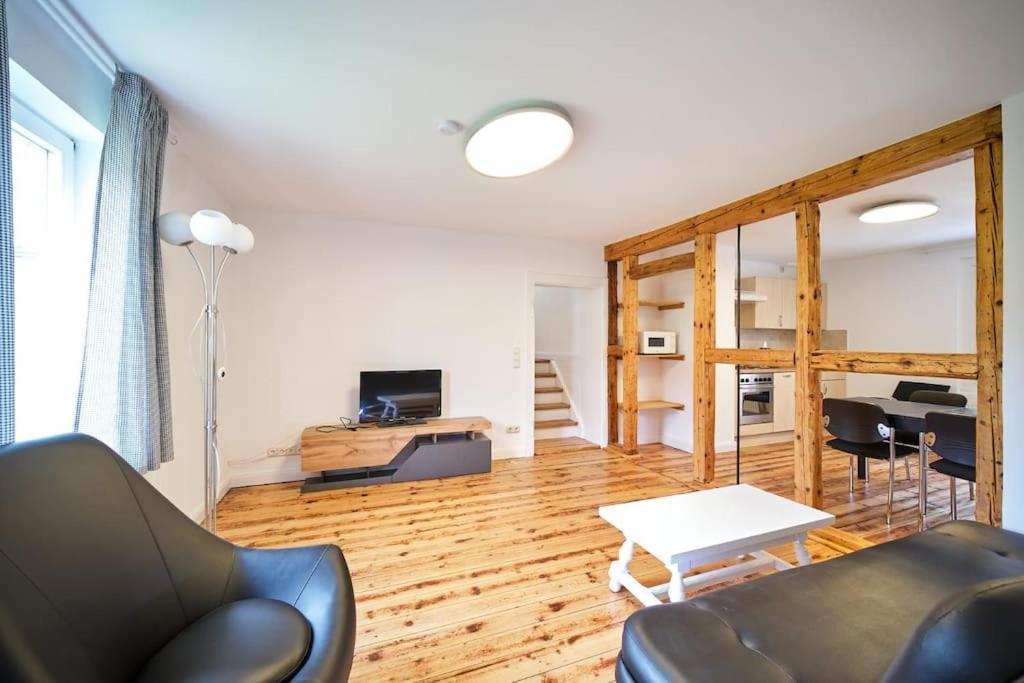 Appartement Großzügige Wohnung auf dem Hof Historischen Mühle 12 Mühlenstraße, 35116 Holzhausen