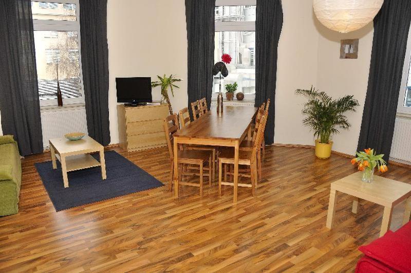 Appartement Grosse-Fewo-Dresden-Neustadt-Zentrum-L9 Ludwigstraße 8, 01097 Dresde