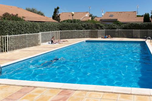 Maison de vacances Gruissanne - Maison avec piscine, à 150m de la plage Résidence Les Mers Du Sud (Maison 114) Gruissan