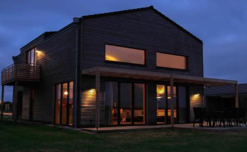 Maison de vacances Gud Jard Chalet Nr 07 - Wohngesundes Design-Ferienhaus Kaydeich 15e Pellworm