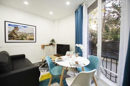 GuestReady - Bright and Spacious Apartment near Eiffel Tower Paris france