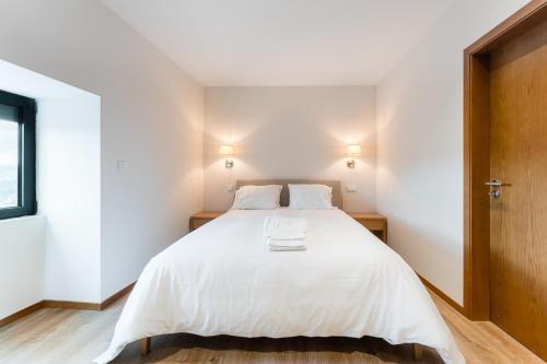 Maisons de vacances GuestReady - Casal do Bairro Suite 1 260 Rua da Cruz Gémeos